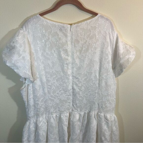 Ivy City Co. Mimi White Dress Puff Sleeve Floral Chiffon Detail Basque Waist 22W - Picture 10 of 14